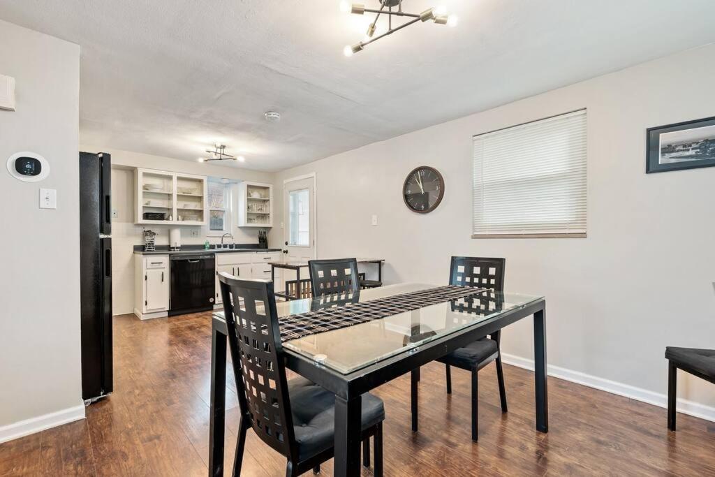 פיטסבורג Open Floor Spacious Home, 15Min From Downtown, Private Garage, Kids Friendly מראה חיצוני תמונה
